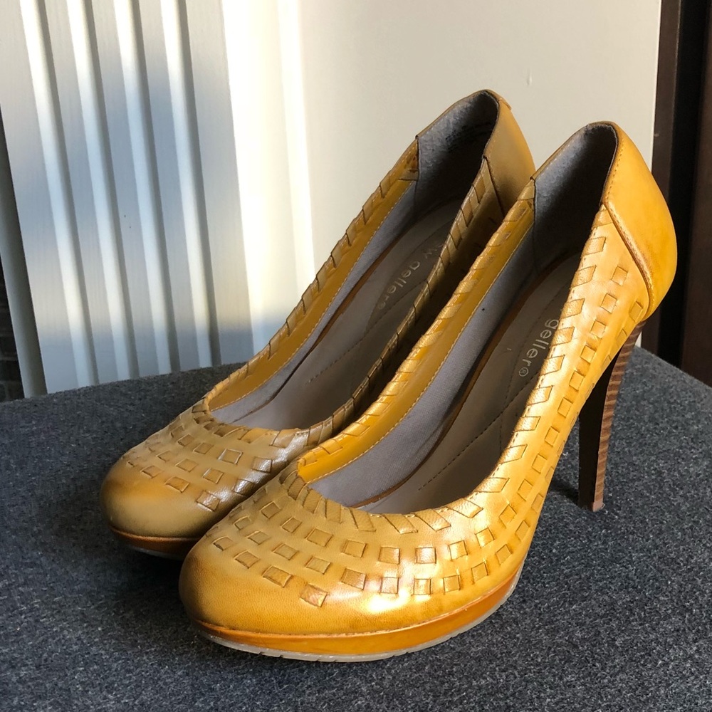 Deep yellow/ gold heels- Ready to Rock this Spring
